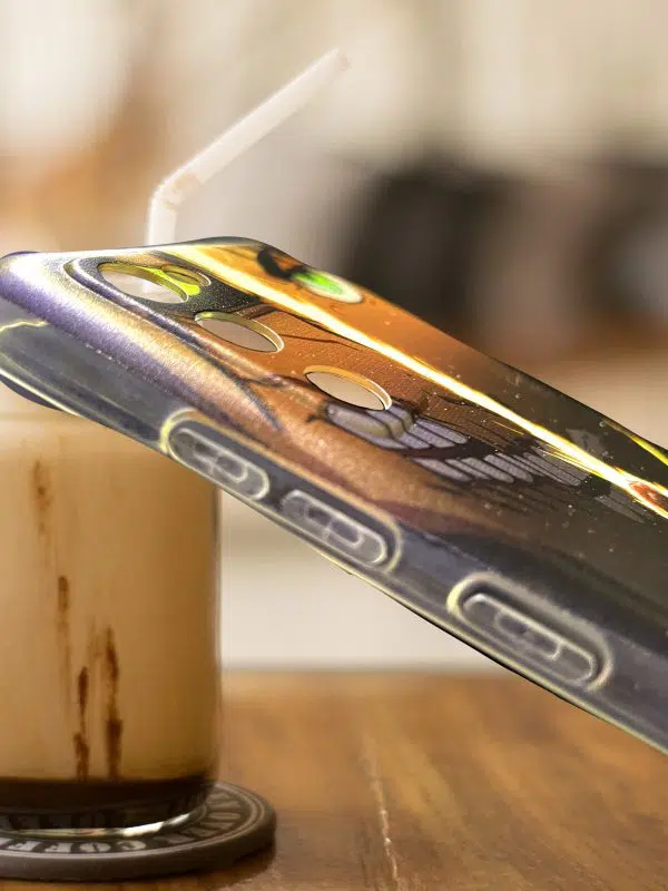 Vue de Coté de la Coque en Silicone Samsung A32 5G Attaque des Titans